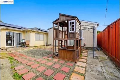 14474 Locust St, San Leandro, CA 94579 - Photo 23
