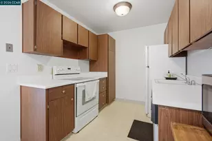 1473 Marchbanks Dr, Walnut Creek, CA 94598 - Photo 25