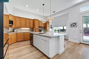 346 Gladstone Dr, Brentwood, CA 94513 - Photo 17