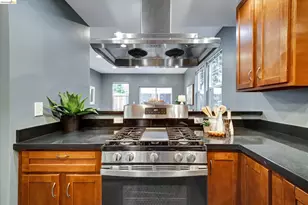 3038 18th St, Oakland, CA 94601 - Photo 7