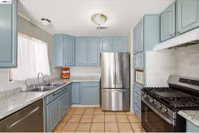 442 James St, Livermore, CA 94551 - Photo 7