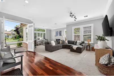 558 Montori Ct, Pleasanton, CA 94566 - Photo 5