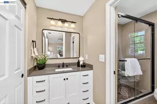308 Mulqueeney St, Livermore, CA 94550 - Photo 25