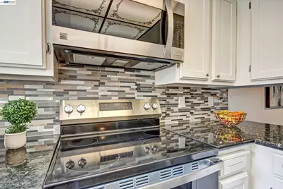 1163 Cherryview Ln, San Jose, CA 95118 - Photo 9