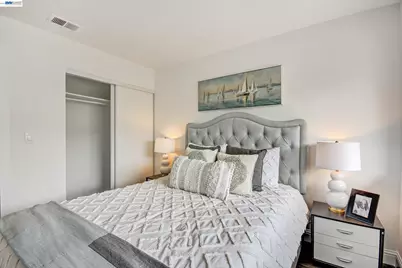 1163 Cherryview Ln, San Jose, CA 95118 - Photo 23