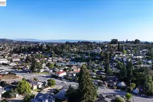 3439 Wyndale Dr, Castro Valley, CA 94546 - Photo 51