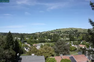 1825 St Andrews Dr, Moraga, CA 94556 - Photo 51