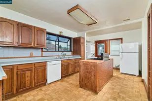 2636 Cole St, Oakland, CA 94601 - Photo 13