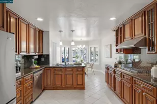 2415 Crestline Rd, Pleasanton, CA 94566 - Photo 9