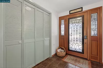 4476 Saint John Ln, Pittsburg, CA 94565 - Photo 5