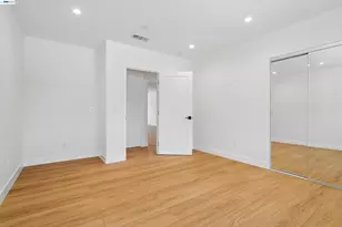 10664 Louise Ave, Granada Hills (los Angeles), CA 91344 - Photo 33