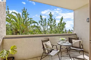 955 Shorepoint Ct, Alameda, CA 94501 - Photo 5