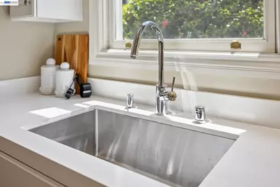 3124 Laguna St #A, San Francisco, CA 94123 - Photo 25