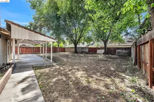 1258 Lloyd Thayer Cir, Stockton, CA 95206 - Photo 37