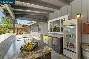 8920 Barrhill Way, Fair Oaks, CA 95628 - Photo 45