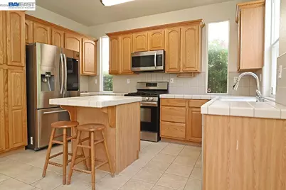 142 Wexford St, Brentwood, CA 94513 - Photo 3