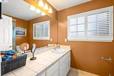 775 Catalina Dr, Livermore, CA 94550 - Photo 15