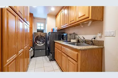 2214 Peyton Ct, Antioch, CA 94509 - Photo 13