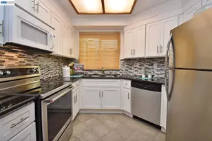 2934 Flint St, Union City, CA 94587 - Photo 5