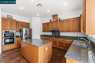 5204 Skyler Ct, Concord, CA 94521 - Photo 7