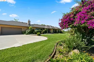 2445 Taylor Ln, Byron, CA 94514 - Photo 3