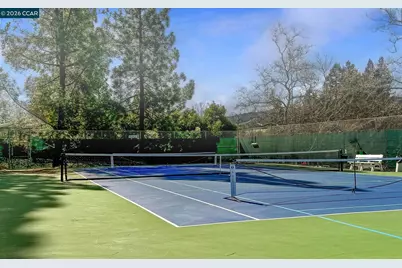 327 Sycamore Hill Ct, Danville, CA 94526 - Photo 41