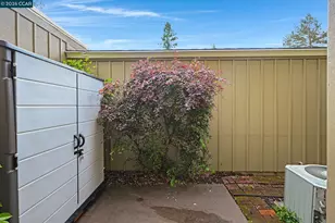 327 Sycamore Hill Ct, Danville, CA 94526 - Photo 21