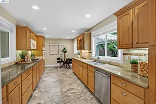 1989 Meadow Rd, Walnut Creek, CA 94595 - Photo 9