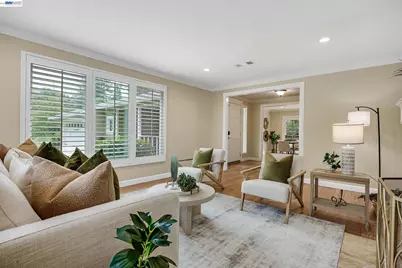 1989 Meadow Rd, Walnut Creek, CA 94595 - Photo 5