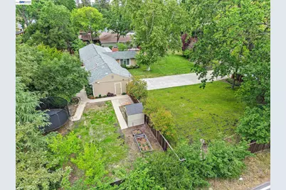 1989 Meadow Rd, Walnut Creek, CA 94595 - Photo 3