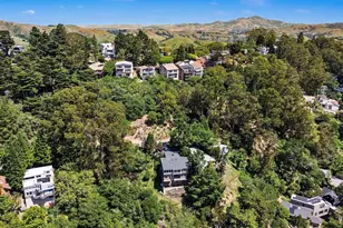 7825 Skyline Blvd, Oakland, CA 94611 - Photo 63