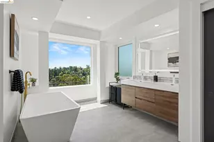 7825 Skyline Blvd, Oakland, CA 94611 - Photo 31