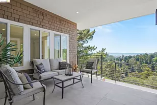 7825 Skyline Blvd, Oakland, CA 94611 - Photo 21