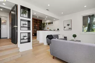 7825 Skyline Blvd, Oakland, CA 94611 - Photo 41