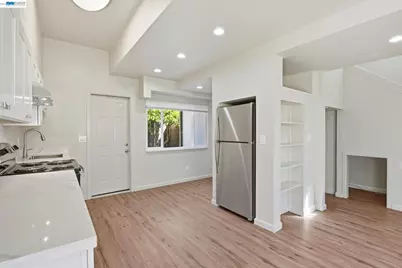 1714 Chestnut Street, Oakland, CA 94607 - Photo 13