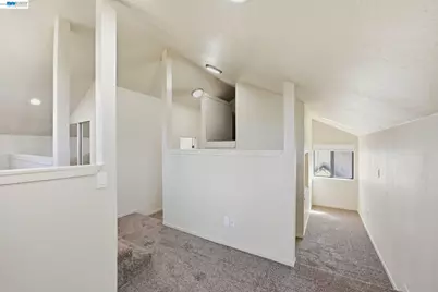 1714 Chestnut Street, Oakland, CA 94607 - Photo 27