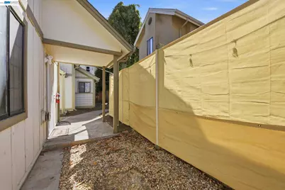 1714 Chestnut Street, Oakland, CA 94607 - Photo 35