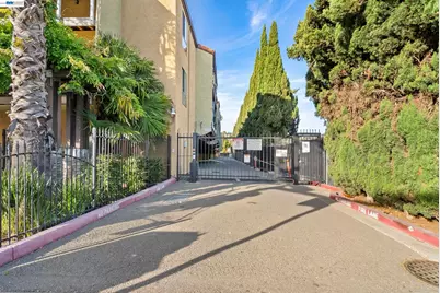 16006 14th St #218, Ashland, CA 94578 - Photo 3