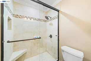 2375 Goldcrest Cir, Pleasanton, CA 94566 - Photo 25