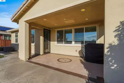 2417 Stalsburg Dr, Tracy, CA 95376 - Photo 39