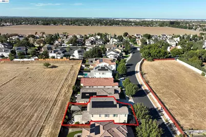2417 Stalsburg Dr, Tracy, CA 95376 - Photo 45