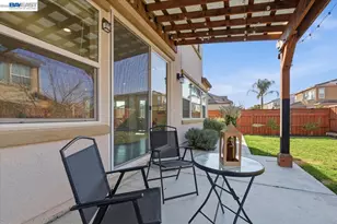 2481 Azalea Ave, Tracy, CA 95376 - Photo 17