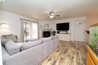 4276 Hartvickson Ln, Valley Springs, CA 95252 - Photo 3
