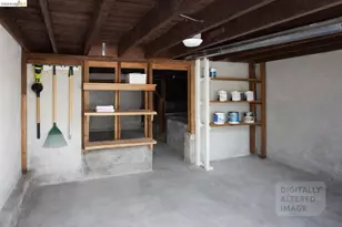 2707 Logan St, Oakland, CA 94601 - Photo 31