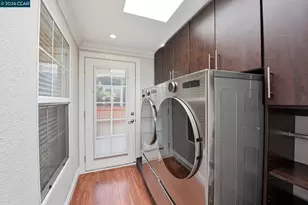 916 Bataan Ave, Berkeley, CA 94710 - Photo 39