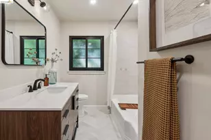 5739 Presley Way, Oakland, CA 94618 - Photo 25