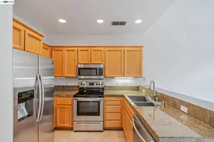 4251 Lucero Ct, Pleasanton, CA 94588 - Photo 9
