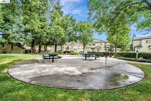 4251 Lucero Ct, Pleasanton, CA 94588 - Photo 29