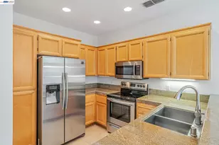 4251 Lucero Ct, Pleasanton, CA 94588 - Photo 7