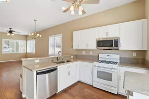 4465 Fall Ln, Oakley, CA 94561 - Photo 3